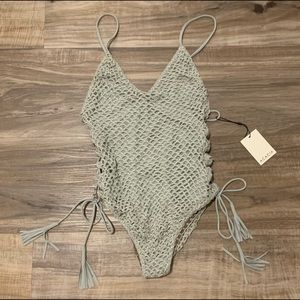 BNWT Acacia Florence Crochet Full Piece, XL